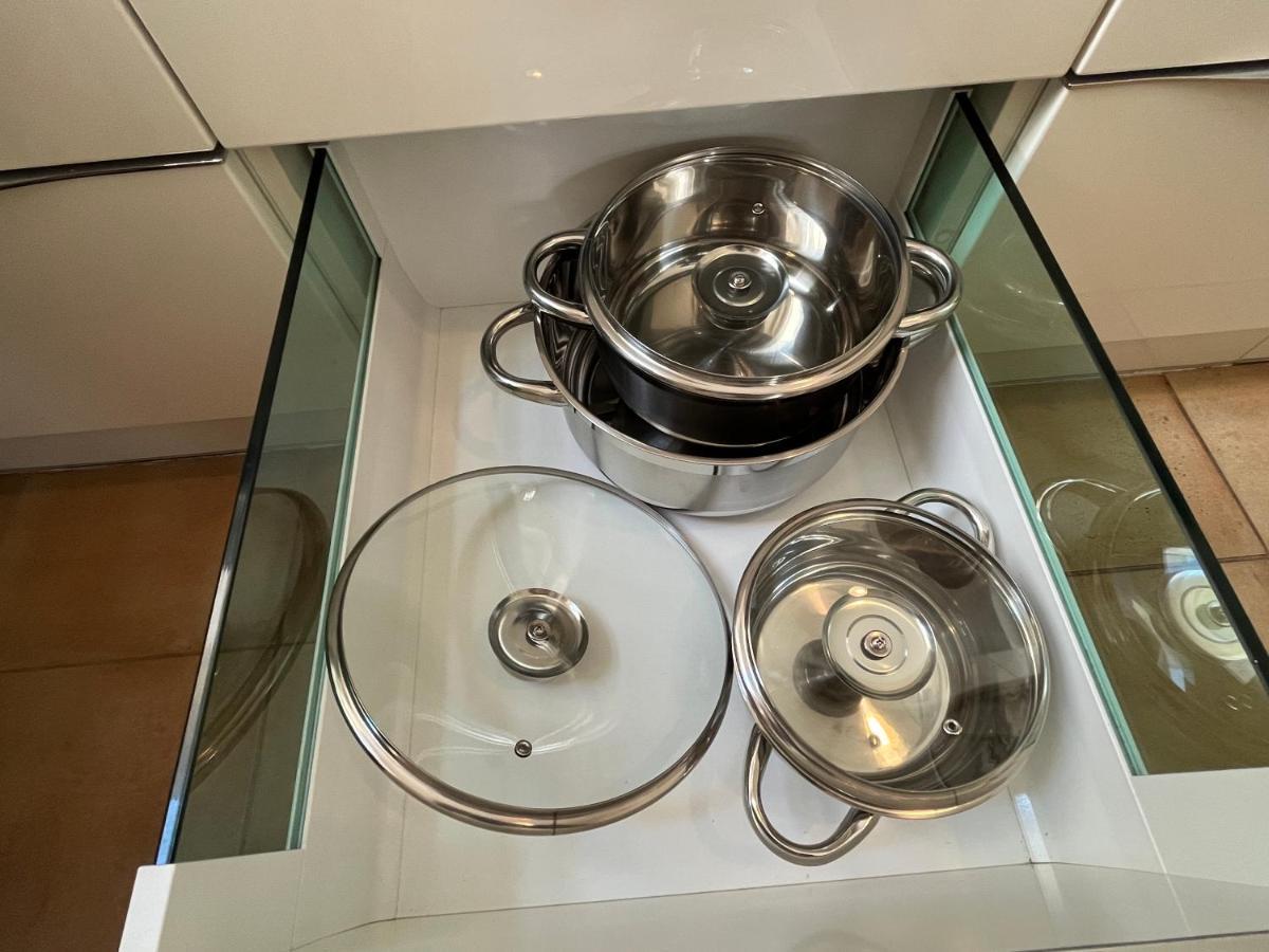 Stylish Apt Near Urania 1Br Lägenhet Wien Exteriör bild